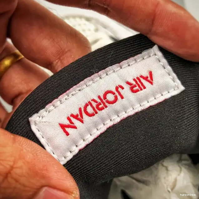 HYPE 4 Cement 840606-192 Jordan OG (nike) White Air 0429